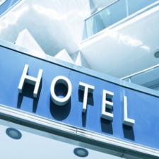 Channel Letters vs Lightbox Signs: Which is Best for Your Business?